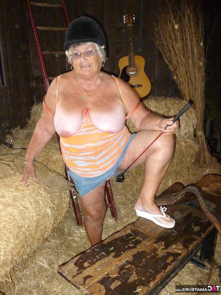 20P Granny frolics in the hay