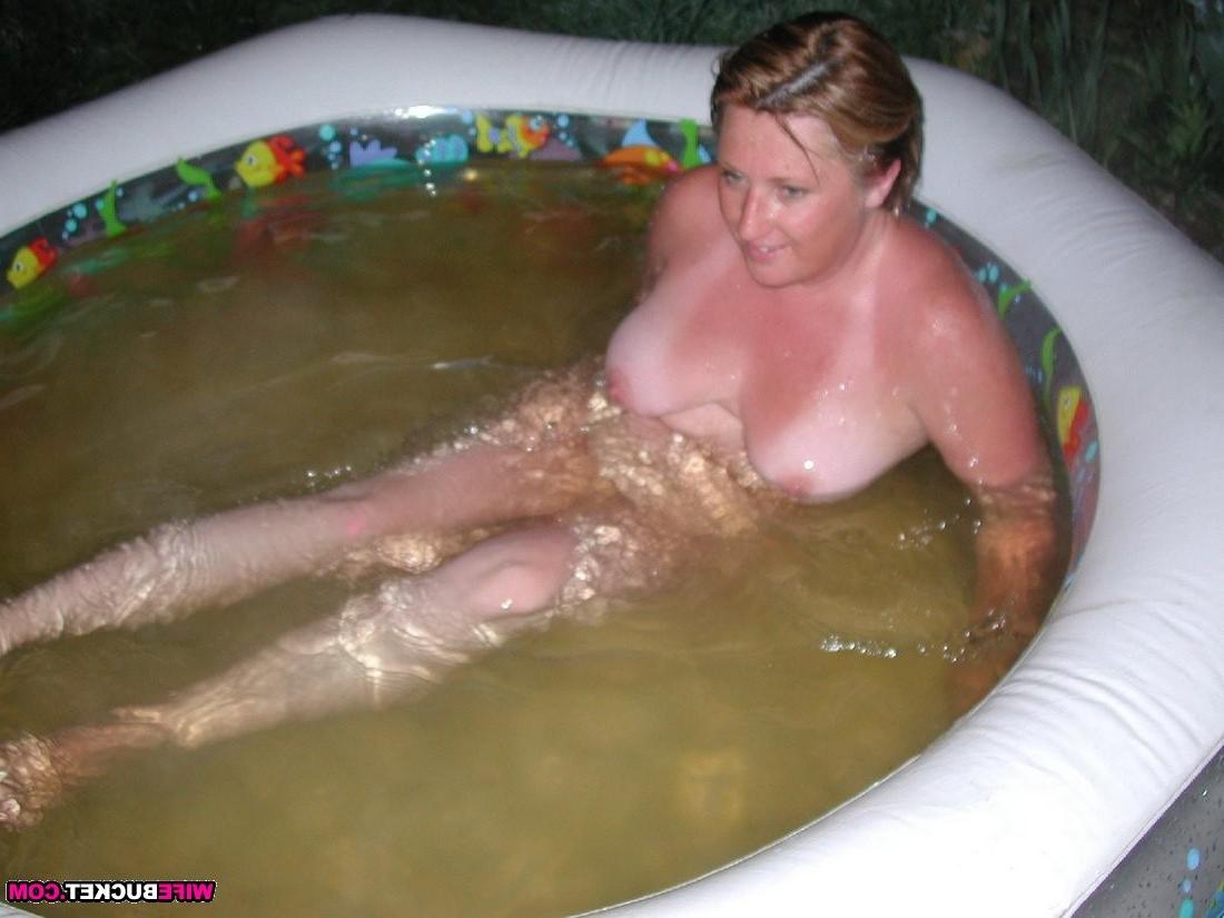 10P Amateur swingers pics