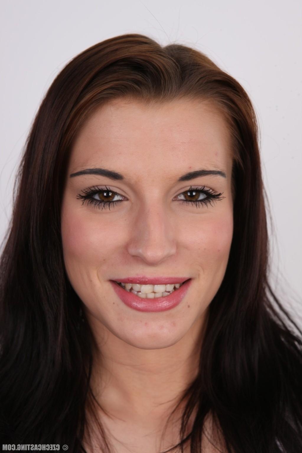 17P Beautiful brunette in casting session