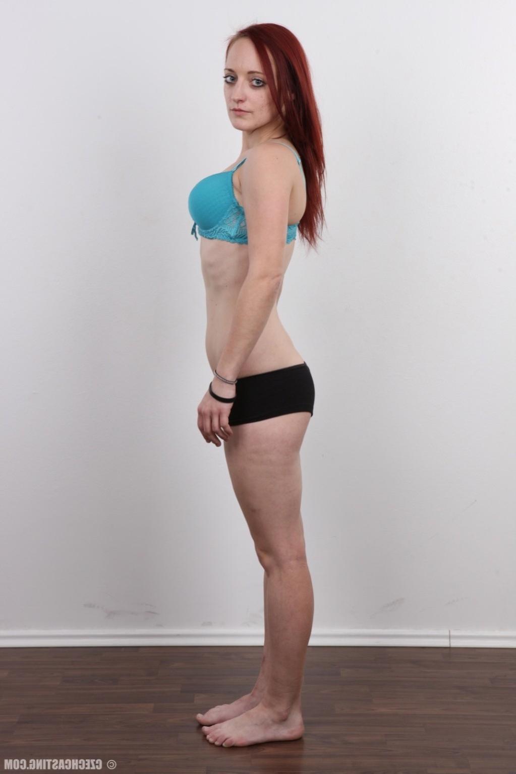 17P Hot amateur redhead in casting session