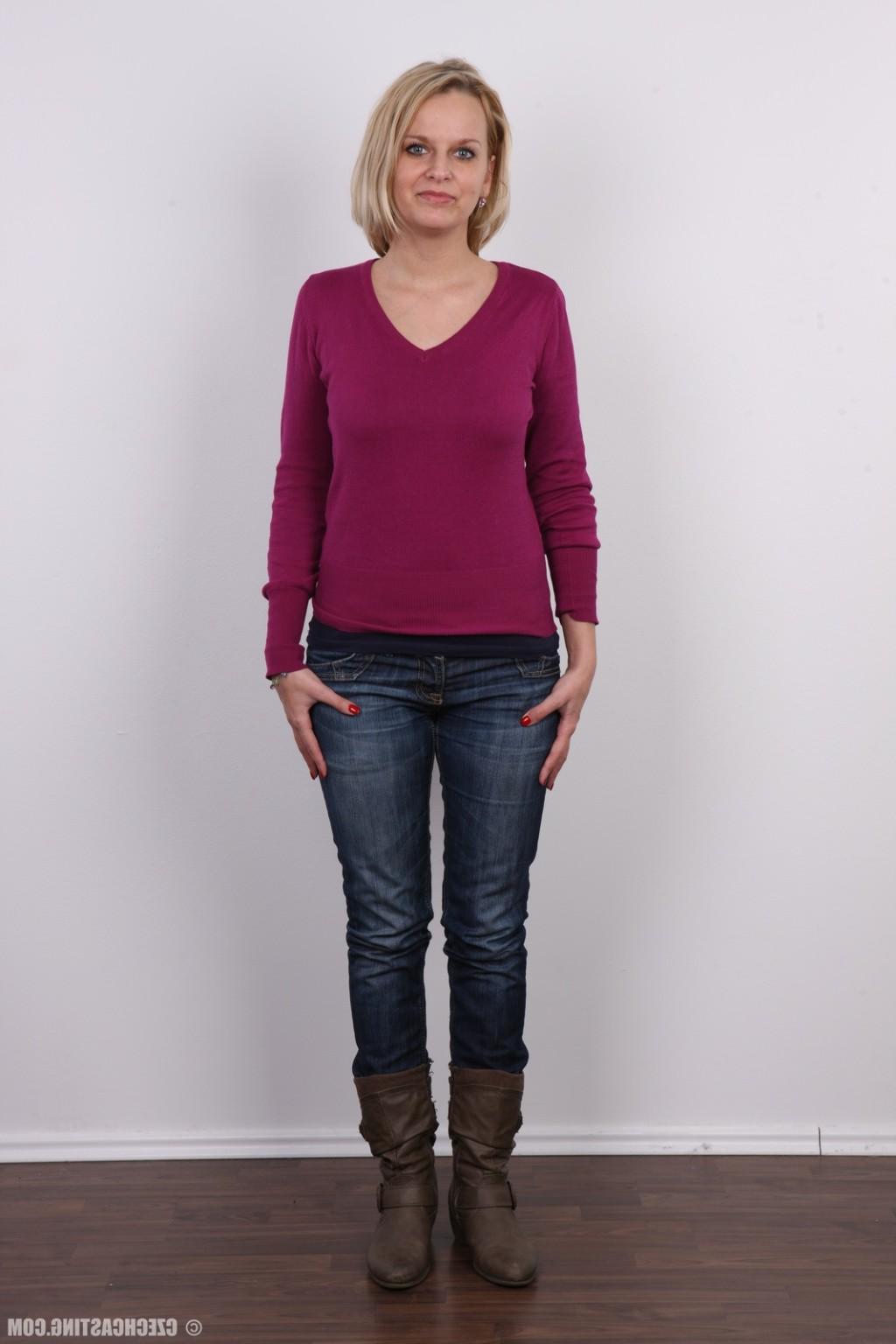 17P Hot milf casting photos
