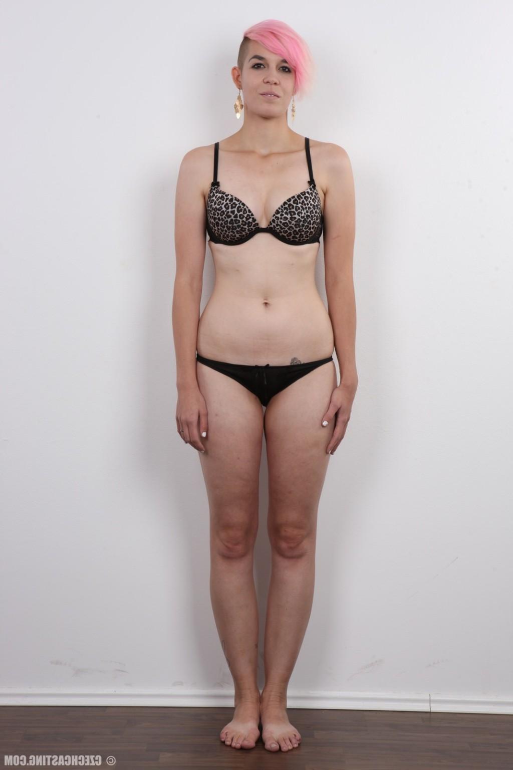 17P Amateur girl casting photos