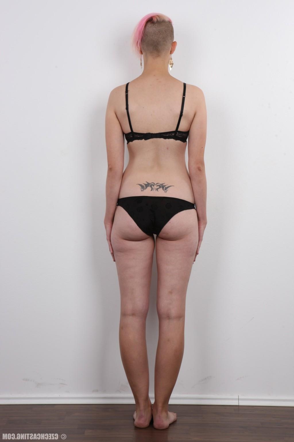 17P Amateur girl casting photos