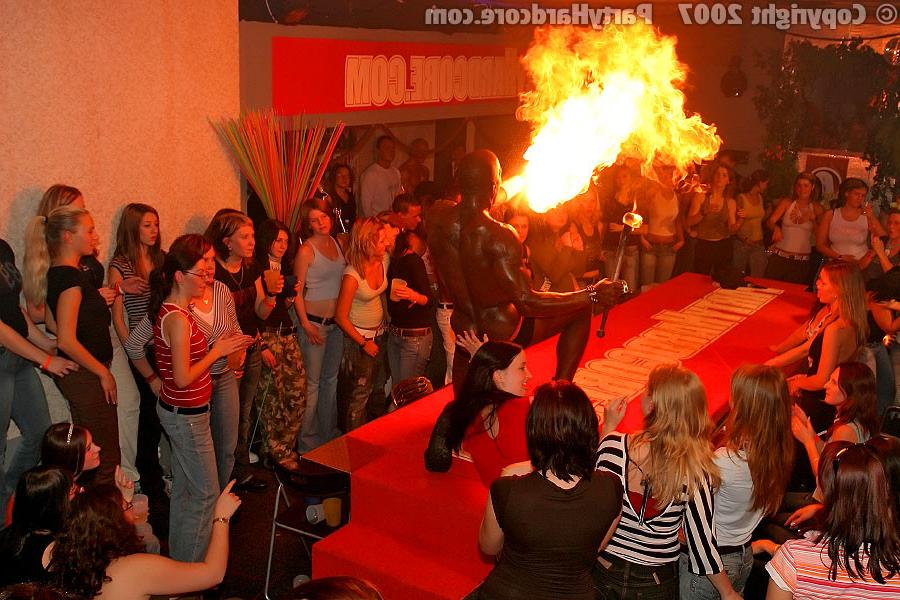 11P Male strippers entertaining the ladies