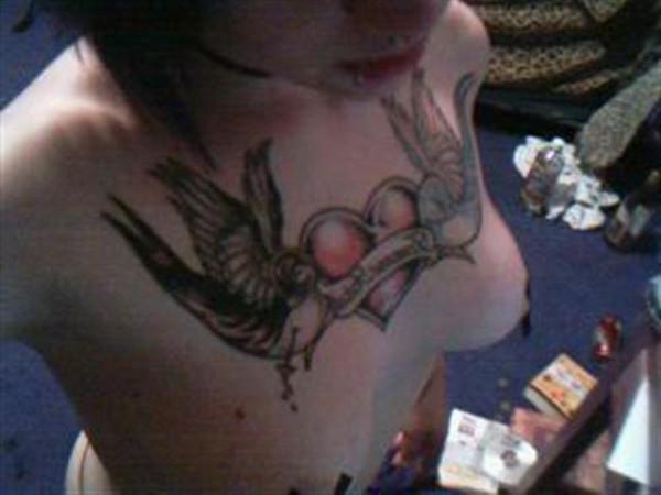 15P Tatooed emo girlfriends posing in the mirror