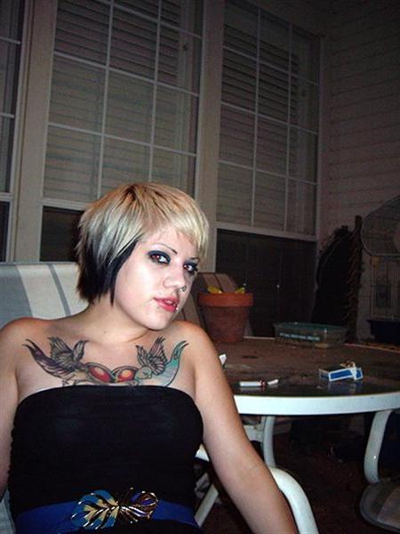 15P Tatooed emo girlfriends posing in the mirror