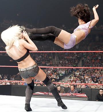 25P Maryse Ouellet - WWE Diva mega collection 1