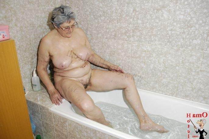 20P a homemade collection of amateur grannies