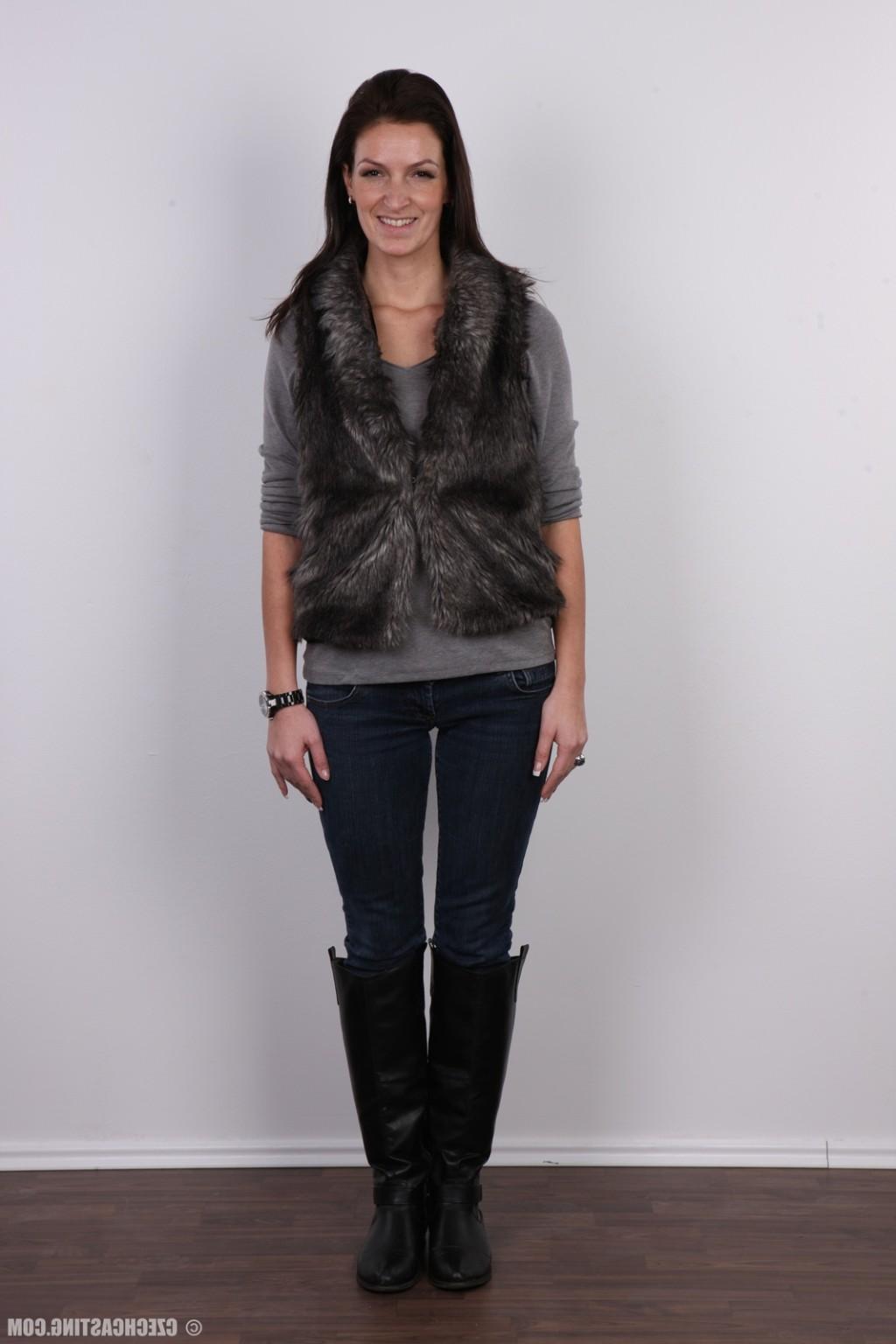 16P Mature milf casting photos