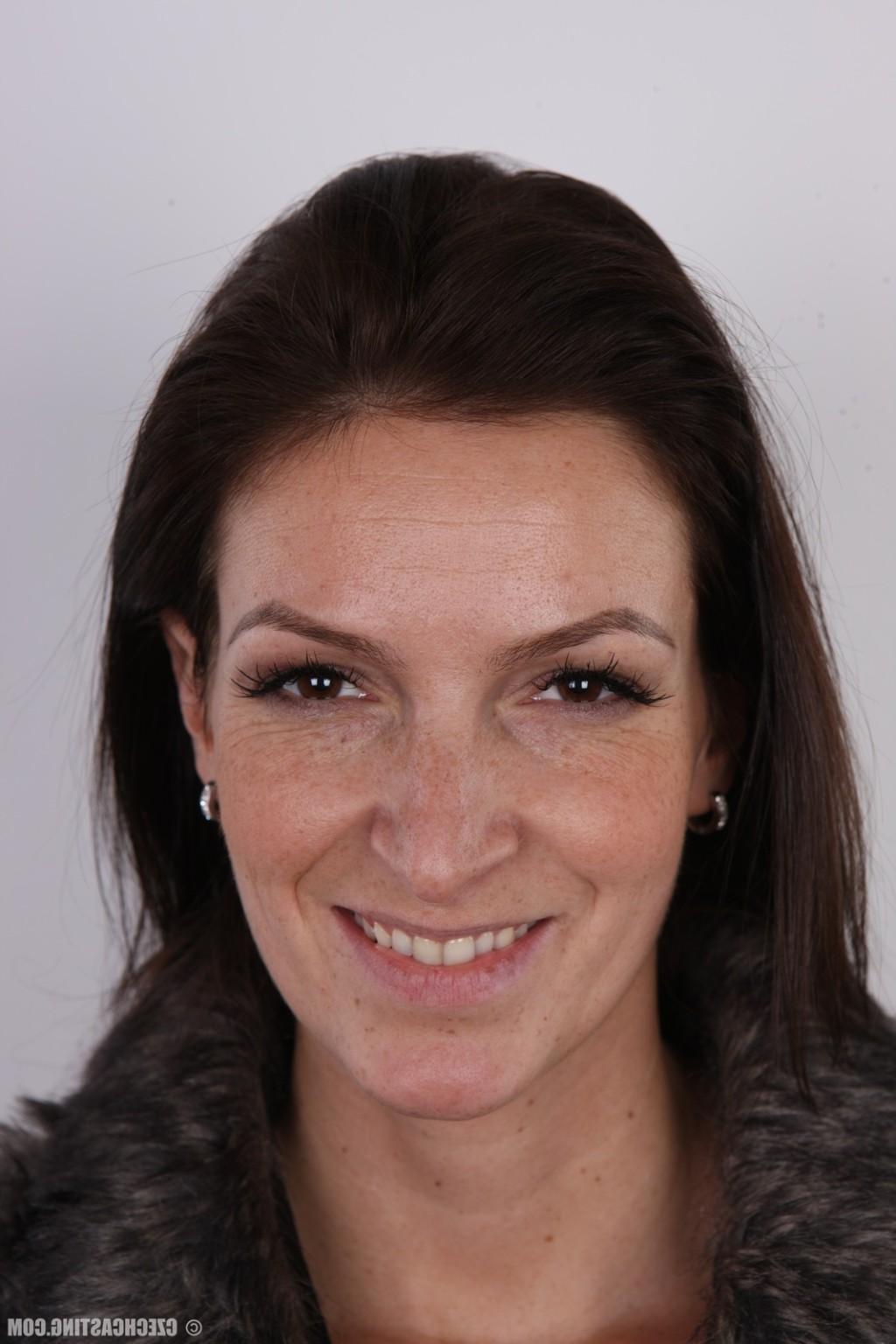 16P Mature milf casting photos