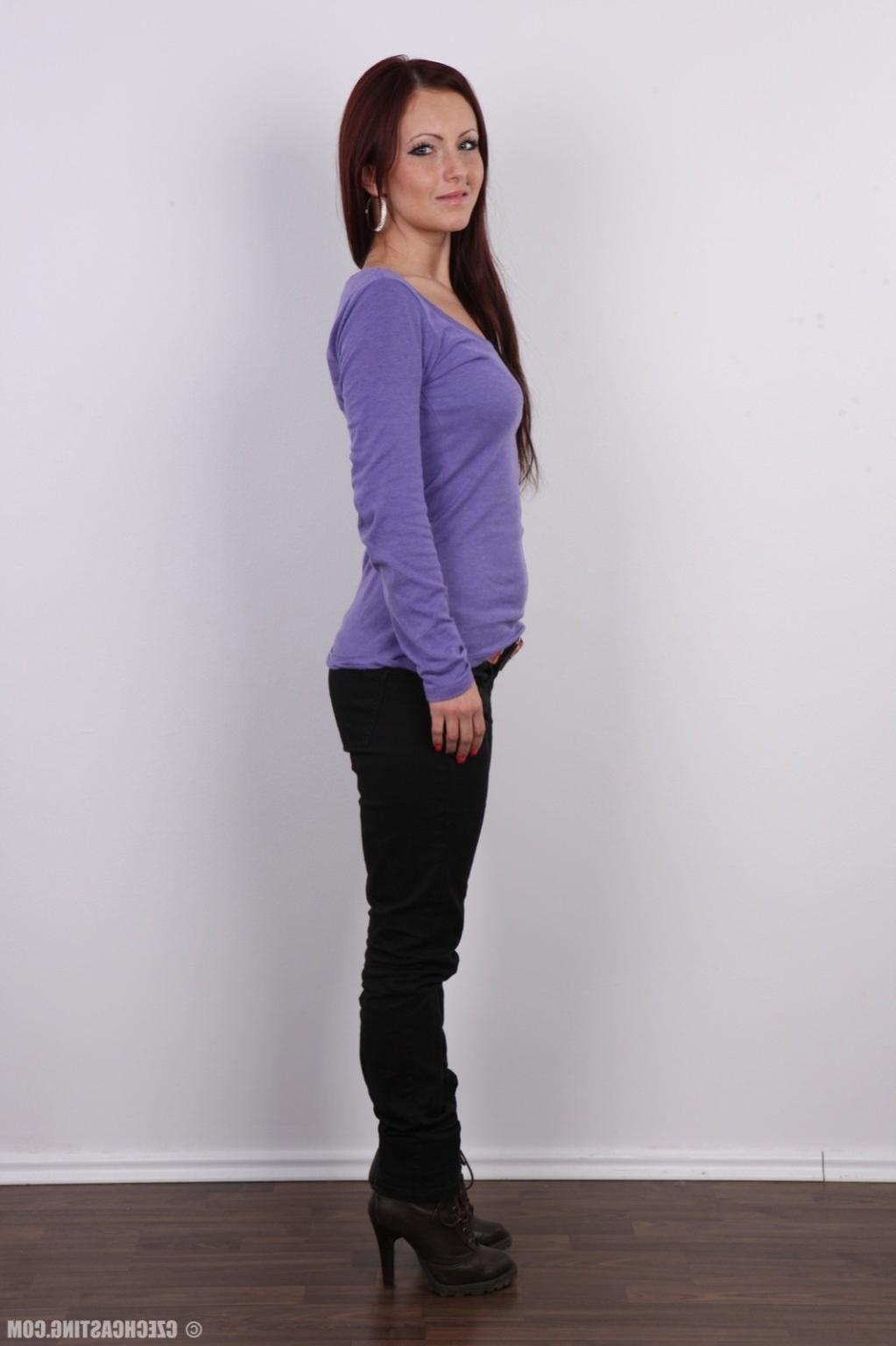 17P Beautiful babe in casting session