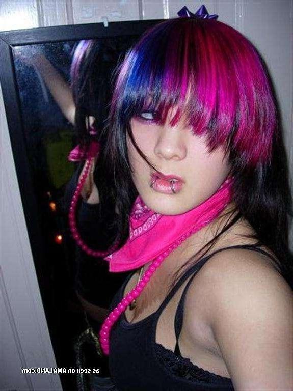 12P Wild amateur hardcore pierced emo GF camwhoring