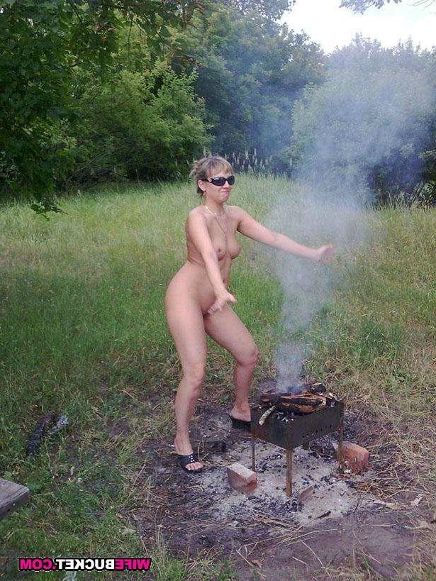 13P Submitted pics of nude amateur wives