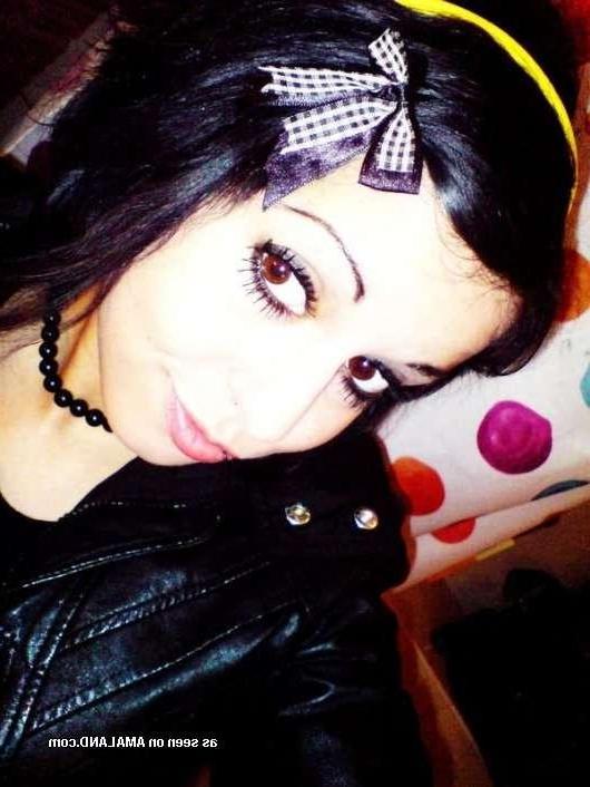 12P Sizzling hot collection of gorgeous amateur emo girlfriends