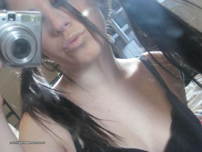 12P Steamy hot sexy vain emo girlfriend camwhoring