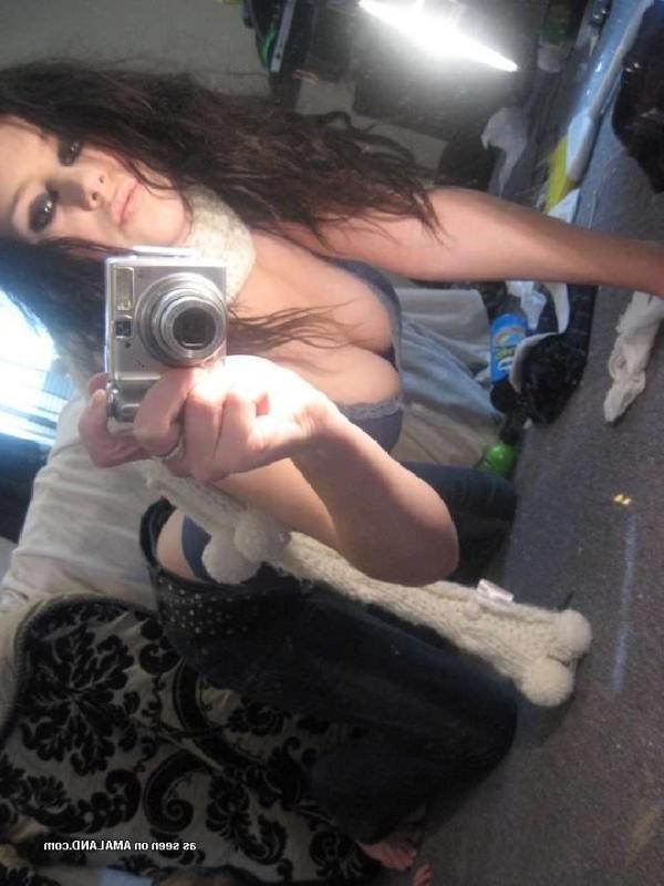 12P Steamy hot sexy vain emo girlfriend camwhoring