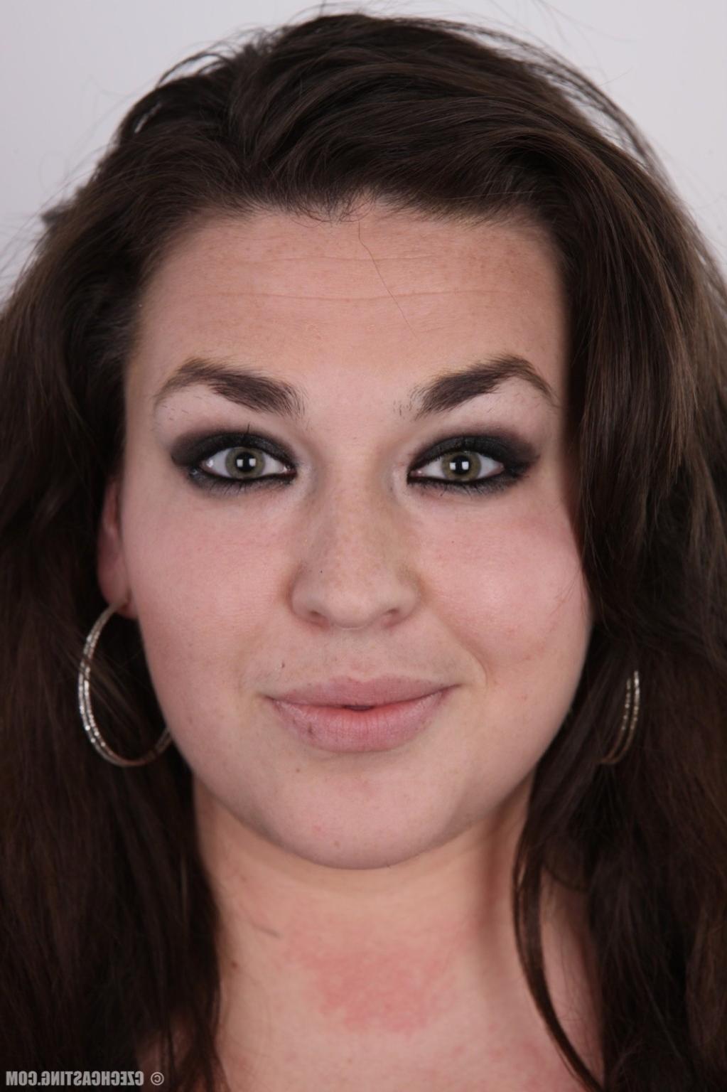 17P Fat brunette casting photos