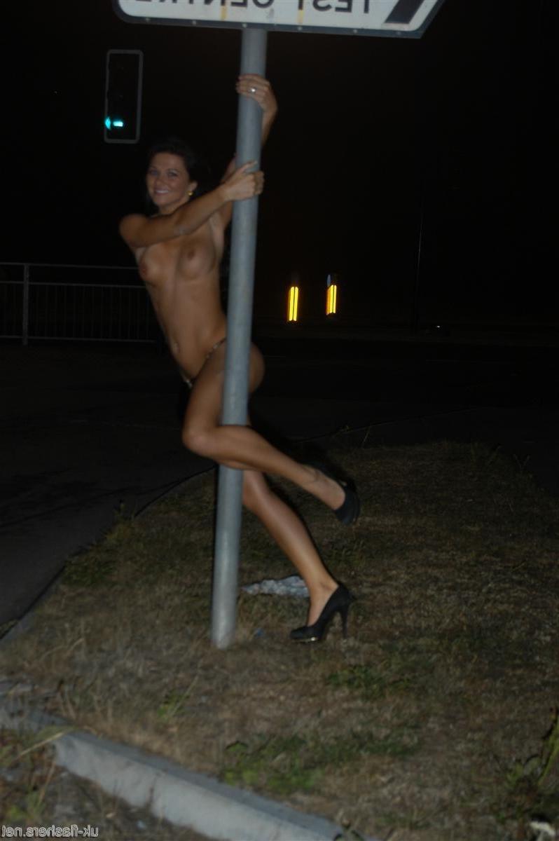 16P Uk flashing busty babes nude outdoors and english pornstars expo