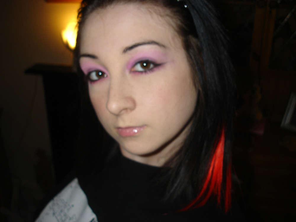 10P Emo babe in different costumes