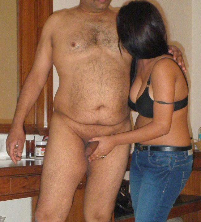 10P Indian and pakistan girlfriend fucking with swinger couples
