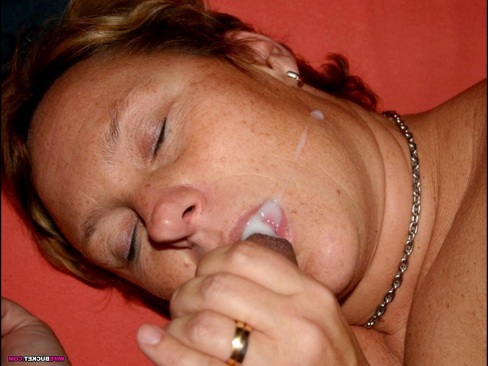 15P Only real amateur swinger pics