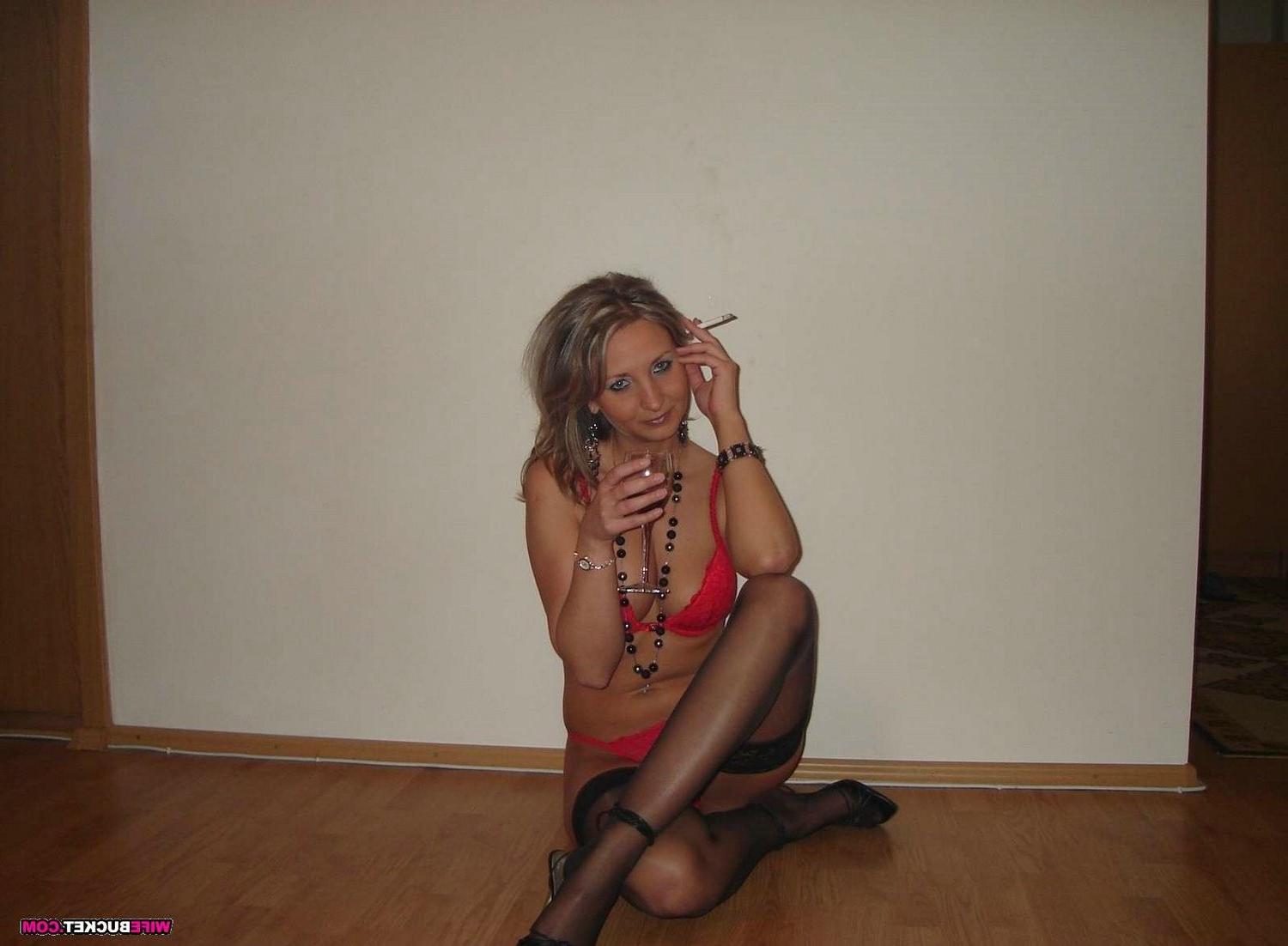 15P Real amateur wives and MILFs fucked in asses