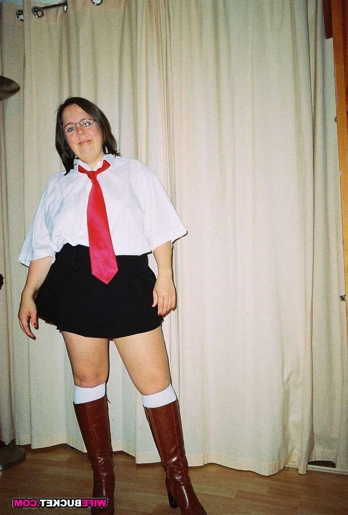 15P Naked amateur wives
