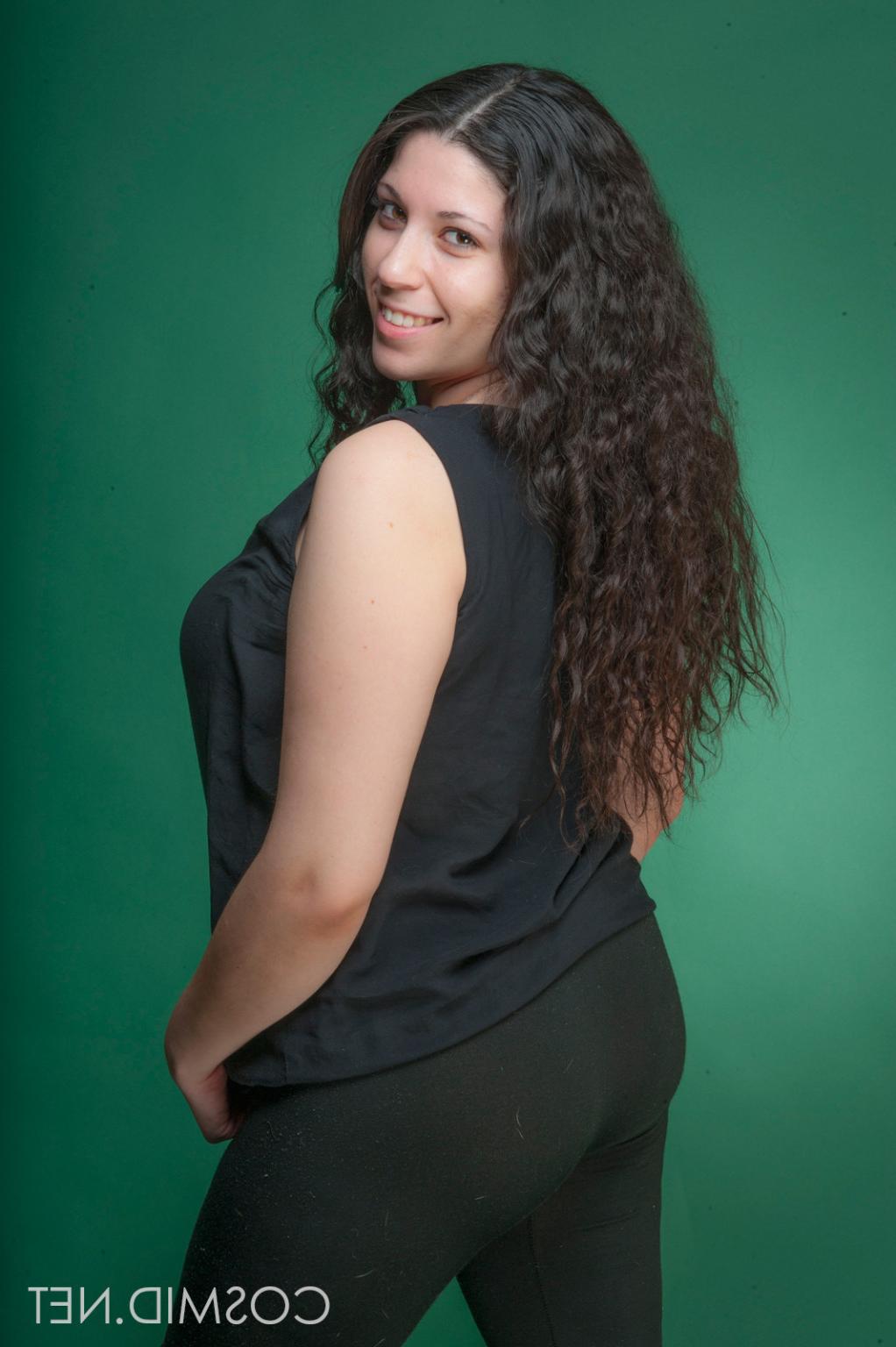 16P Margaret Abello big boobs babe