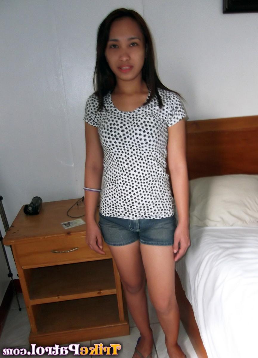 15P Sexy shaved Asian teen gets creamy facial after hookup