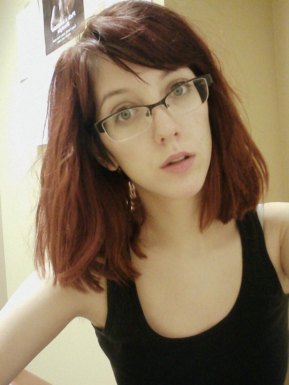 16P Amateur redhead camgirl
