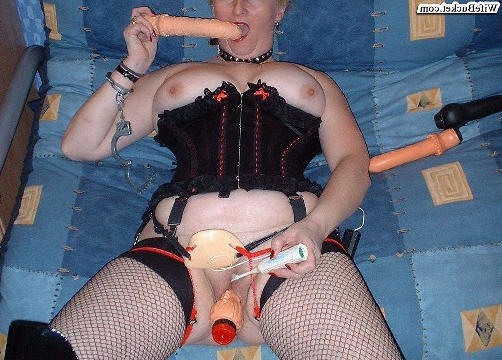 12P WifeBucket nude wives MILF sex swingers sex photos