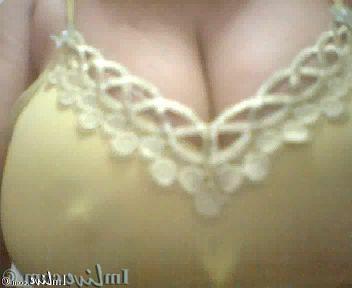 12P Small or Big Boobs on Webcams  Join Sexy Babes and Their Perky Jugs
