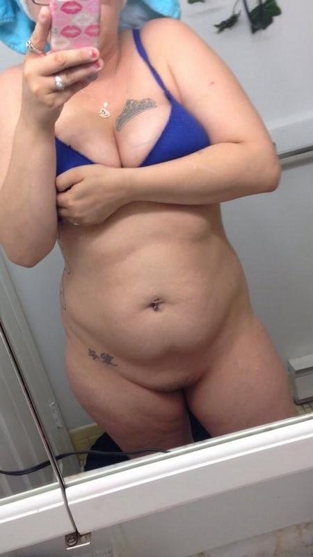 15P Chubby ex girlfriends enjoy flaunting their huge tits
