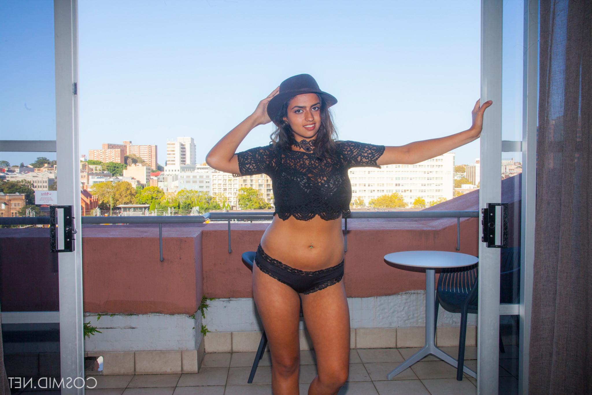 16P LENA ON THE BALCONY