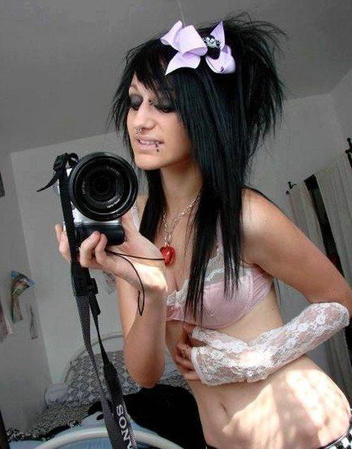 16P Cute alternative teen amateurs in sexy self shot pics