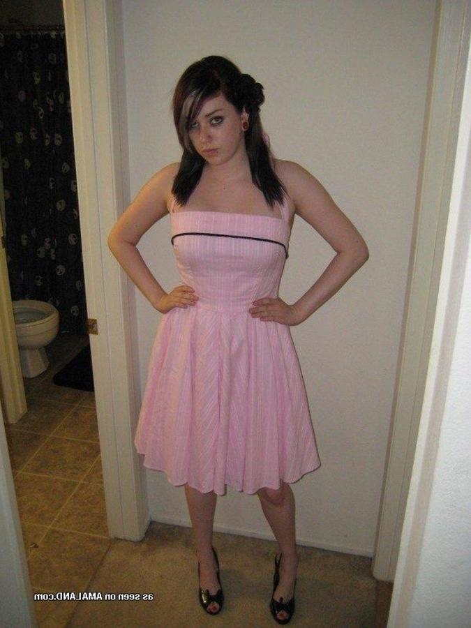 11P Pictures of an inked and pierced wild amateur girlfriend