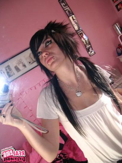 15P Cute self shot emo girlfriends posing for pics