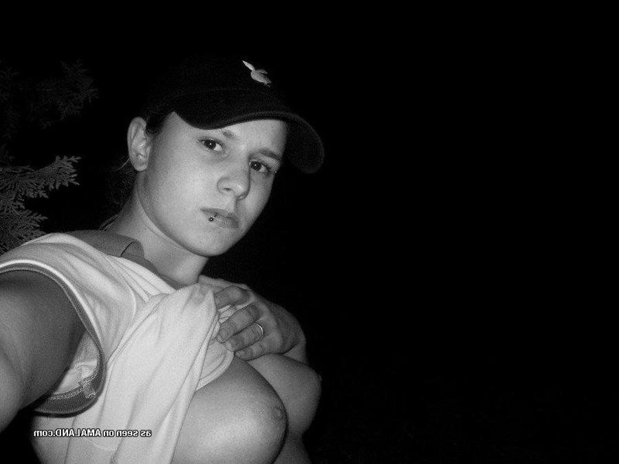 12P Emo chick with facial piercings posing for her BF