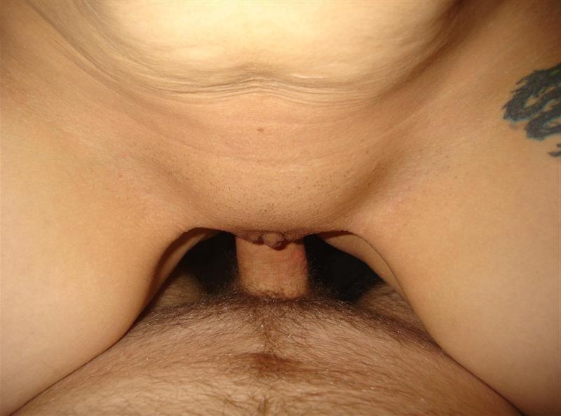 10P Pics of tattooed emo babe getting fucked