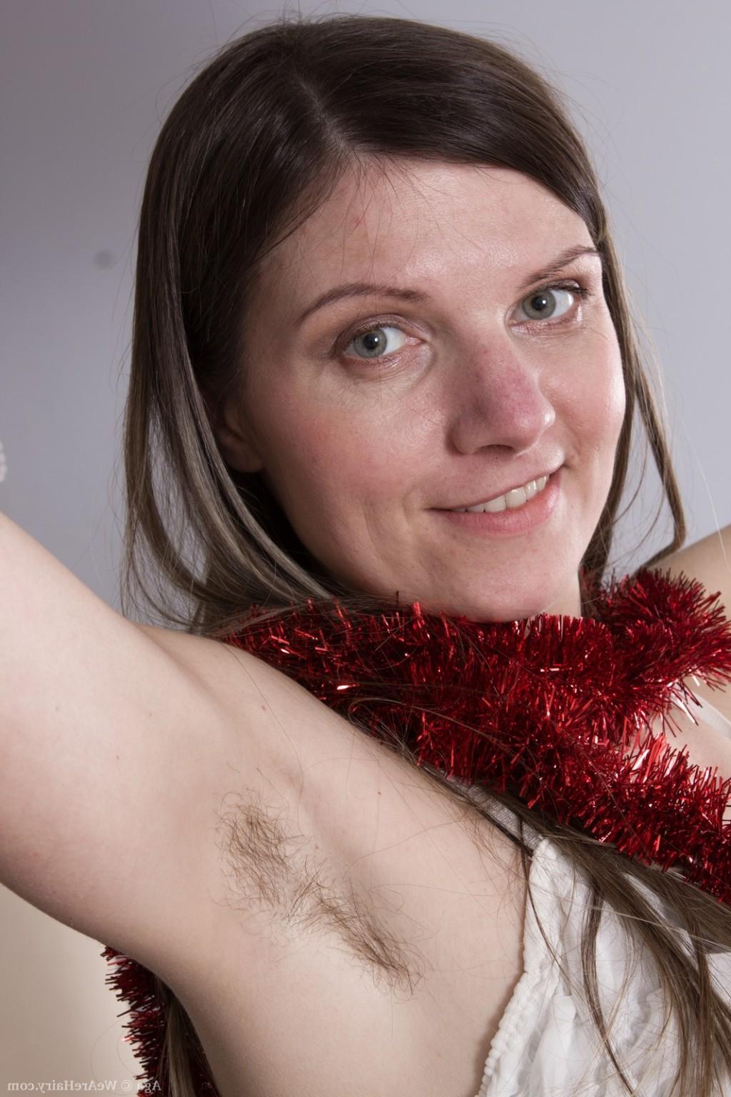 16P Aga throws a New Years celebration the hairy wa