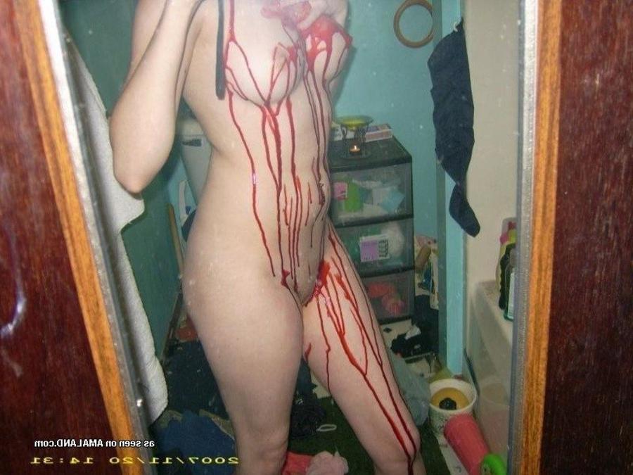 10P Emo girlfriends posing sexy on cam