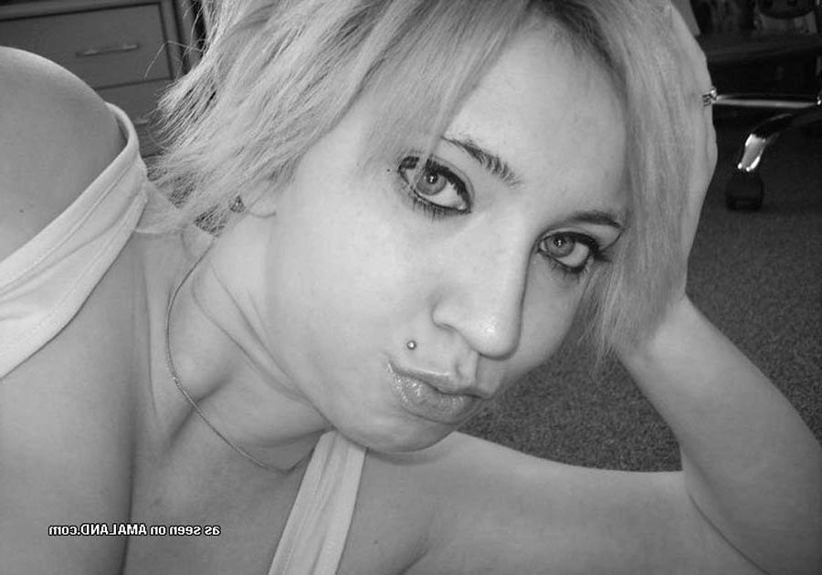 10P Pictures of a horny cocksucking emo slut