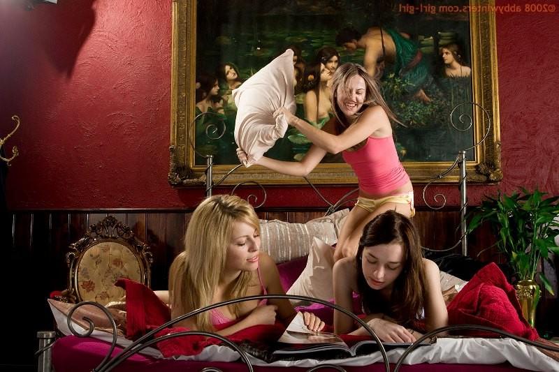 18P A pillow fight