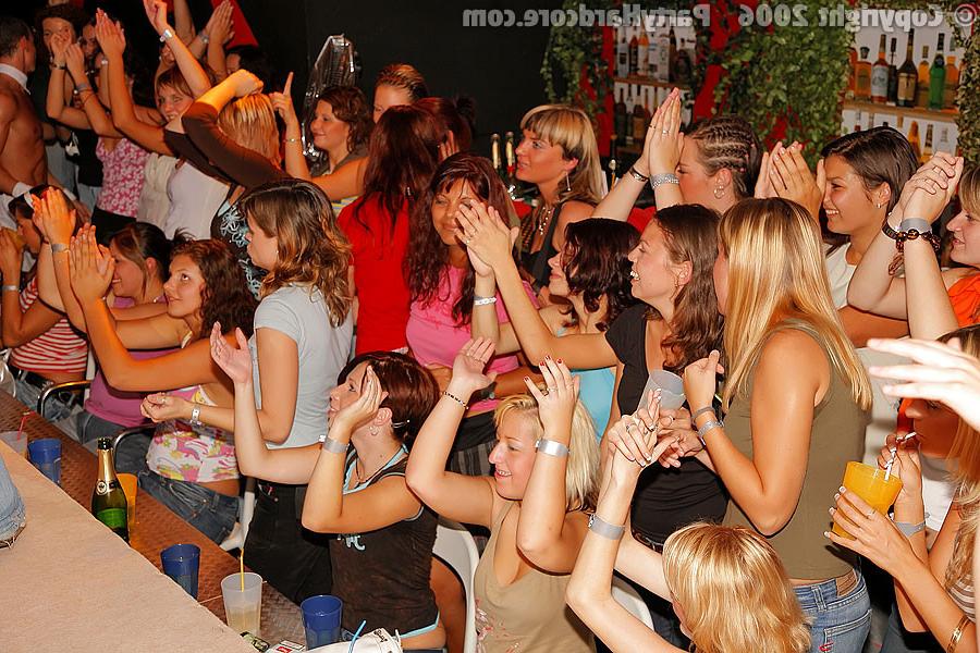 11P Wild party girls clawing at the male strippers