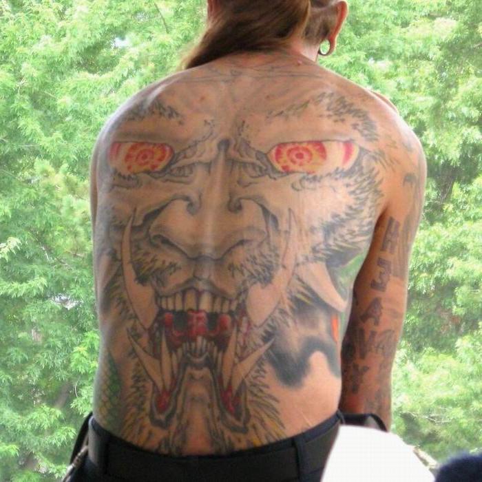 11P pierced and tattooed amateur girls