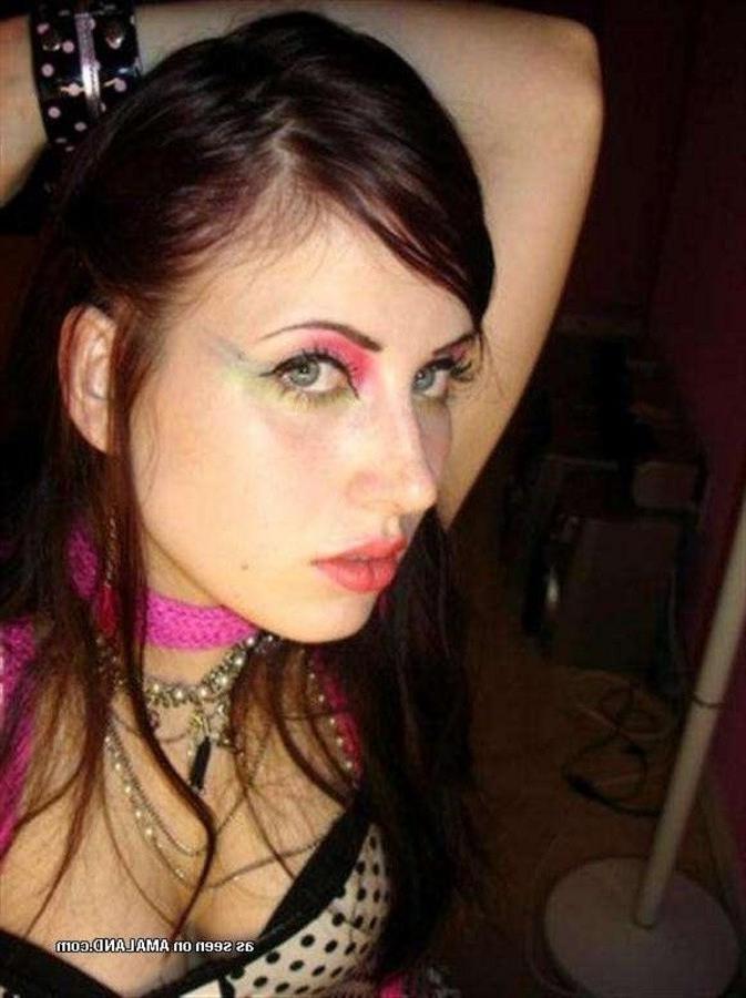 12P Shots of a cute steamy hot emo girl