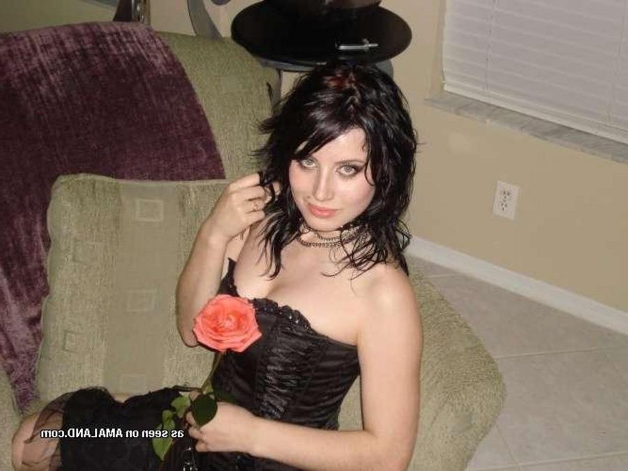 12P Shots of a cute steamy hot emo girl