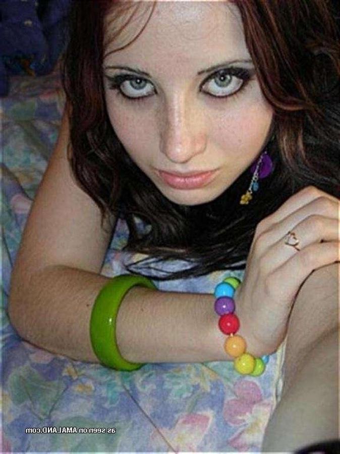 12P Shots of a cute steamy hot emo girl