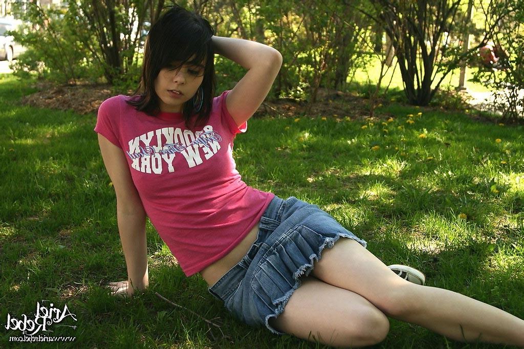 15P Cute teen model poses in street