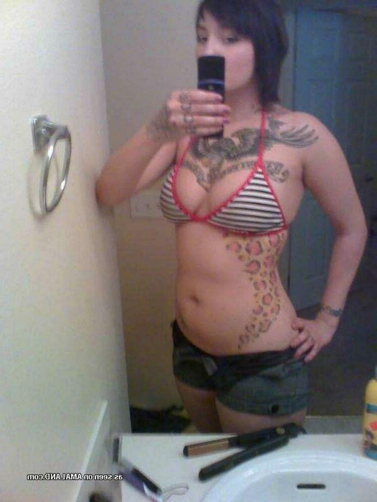 15P Emo and goth gfs posing and selfshot pics 5